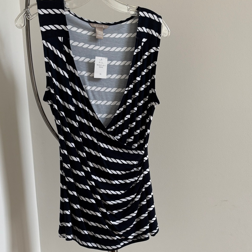 NWT Banana Republic Black and White Blouse with a Nautical Rope Design